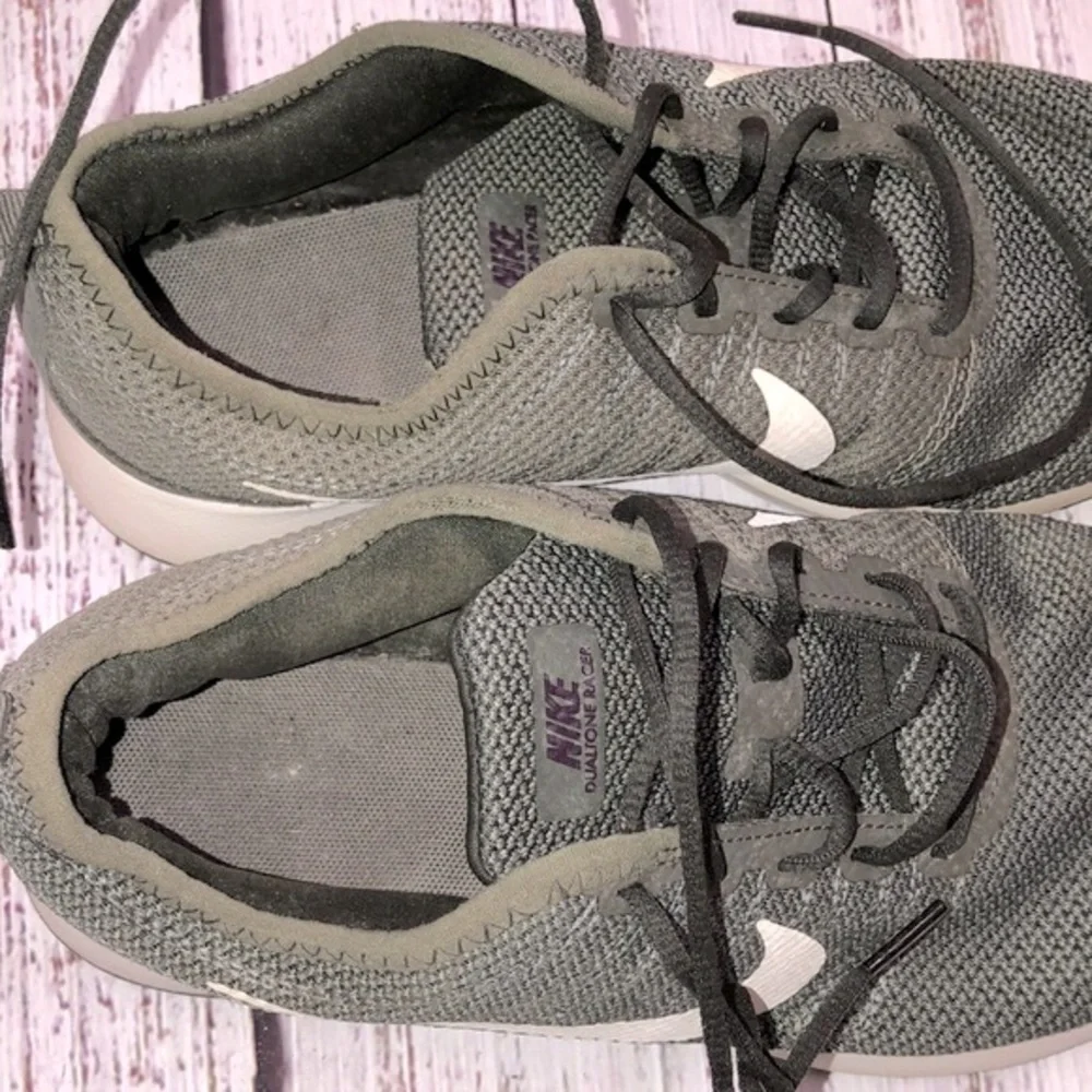 Nike dualtone racer sneakers size 7Y